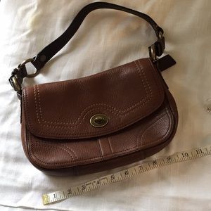 Coach leather shoulder bag, EUC